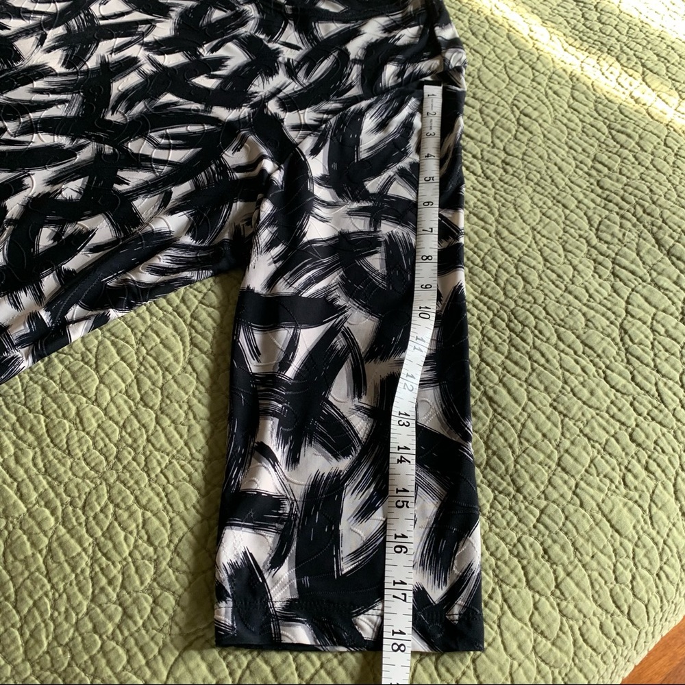 Wash & Wear Black & White Top Size XL - Picture 8 of 10
